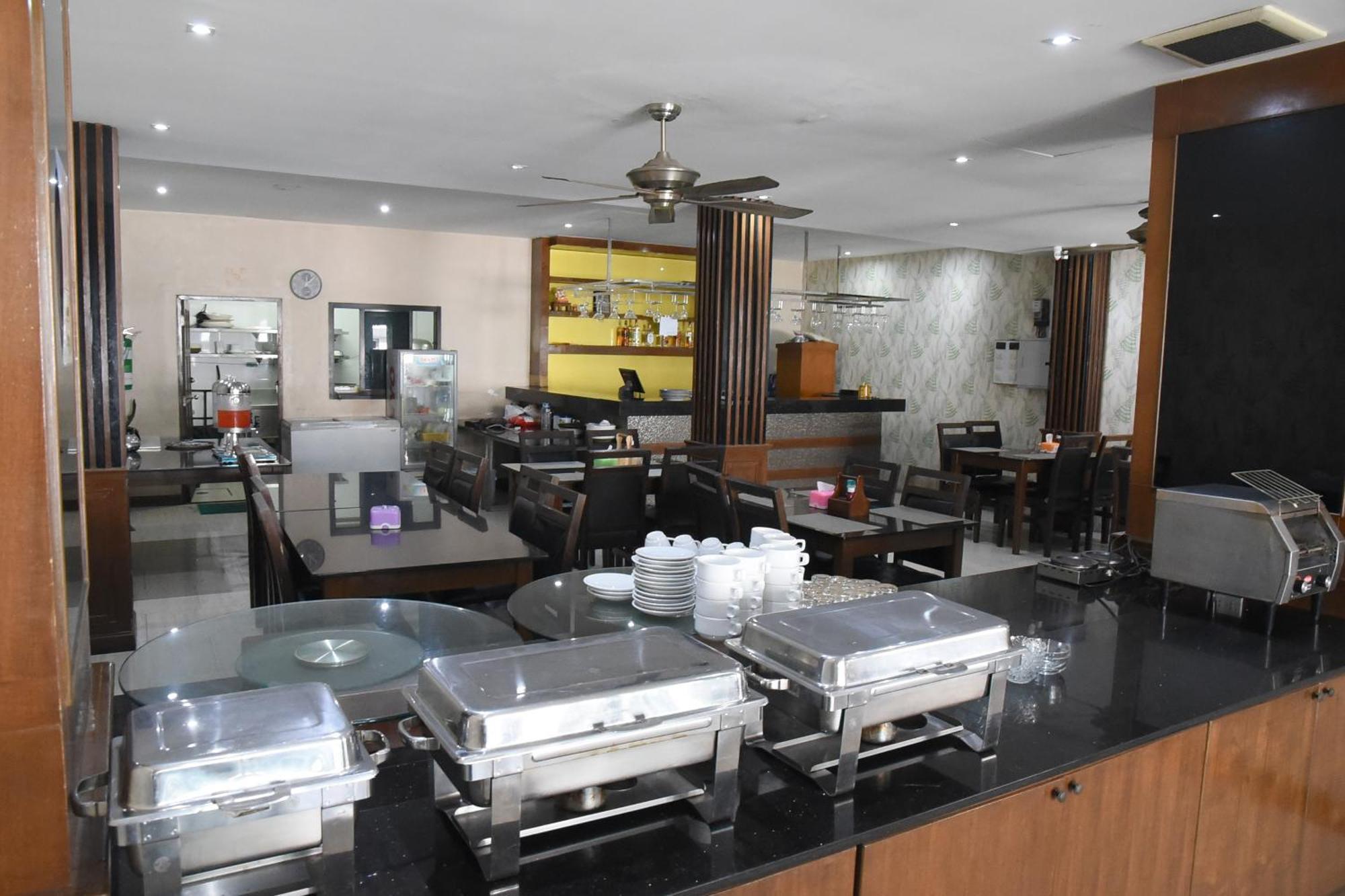 The Base Inn باتايا المظهر الخارجي الصورة
