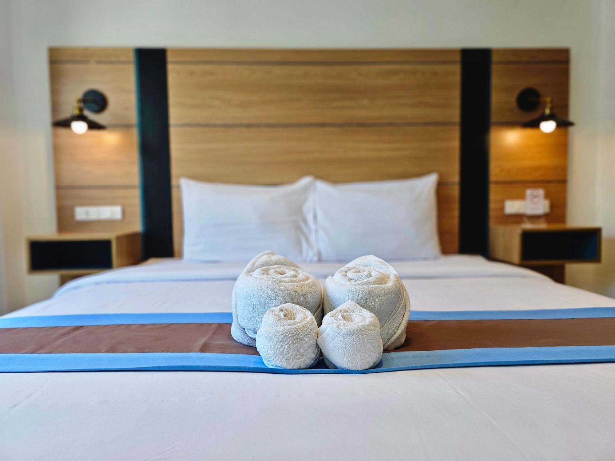 The Base Inn باتايا المظهر الخارجي الصورة